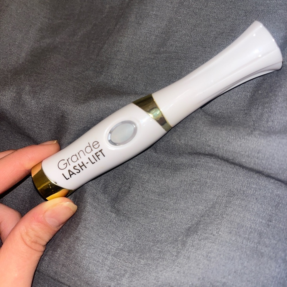 Grande lash lift eyelash curler